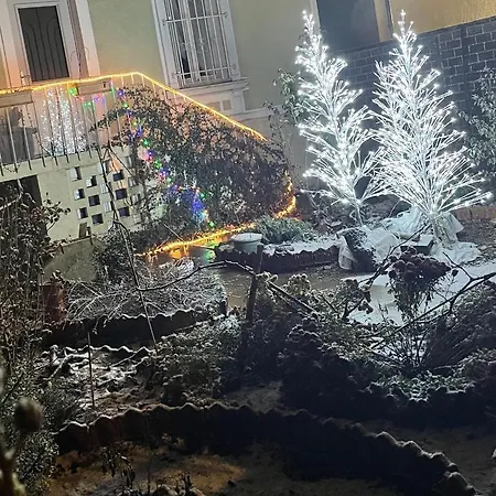 La Bonne Maison 3 לינה וארוחת בוקר טרואה