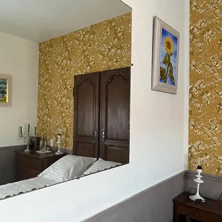 La Bonne Maison 3 לינה וארוחת בוקר