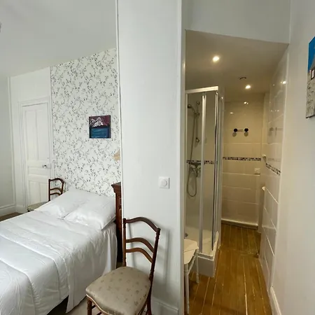 לינה וארוחת בוקר La Bonne Maison 3